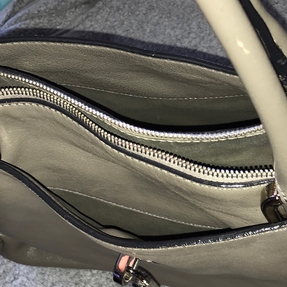 Marc Jacobs Leather Handbag - Picture 8 of 12